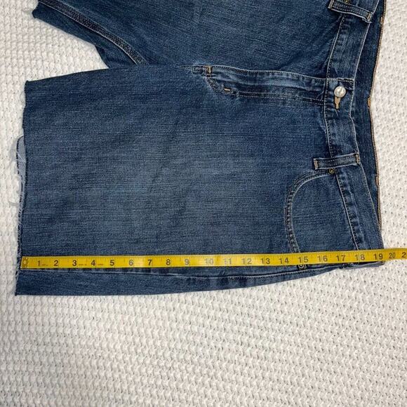 Carhartt Men's Relaxed Fit Cut Off Denim Shorts Size 38 Medium Wash Jeans 100115 - Picture 13 of 13